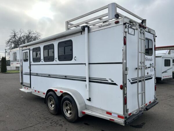 2002 Silverado 3h GN All Aluminum Weekender - Image 3