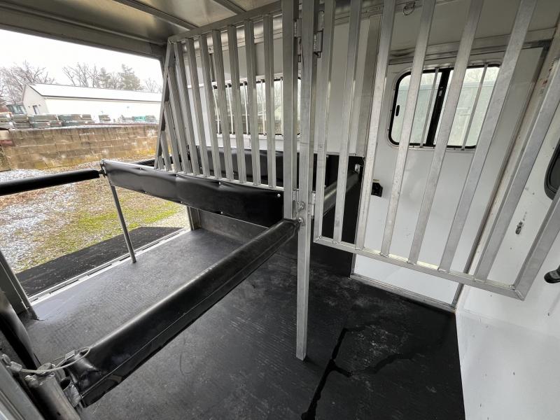 2019 Sundowner Charter 2 Horse Charter Bumper Pull - Image 7