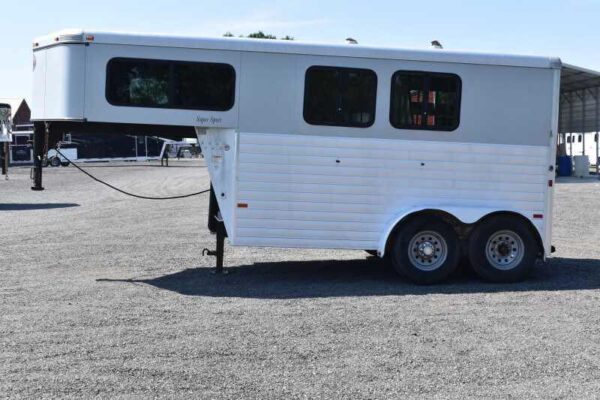 2014 Sundowner 2 Horse Gooseneck Trailer - Image 10