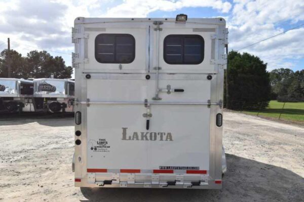2018 Lakota 2HBPST 2 Horse Trailer - Image 2