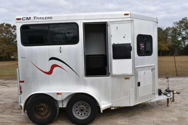 2001 CM Odyssey 2 Horse Trailer - Image 17