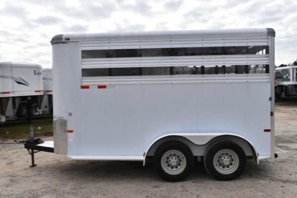 2005 Sundowner Sunlite 2 Horse Trailer - Image 12