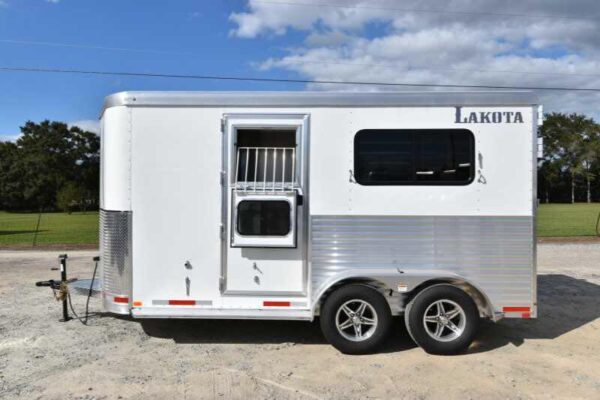 2018 Lakota 2HBPST 2 Horse Trailer - Image 15