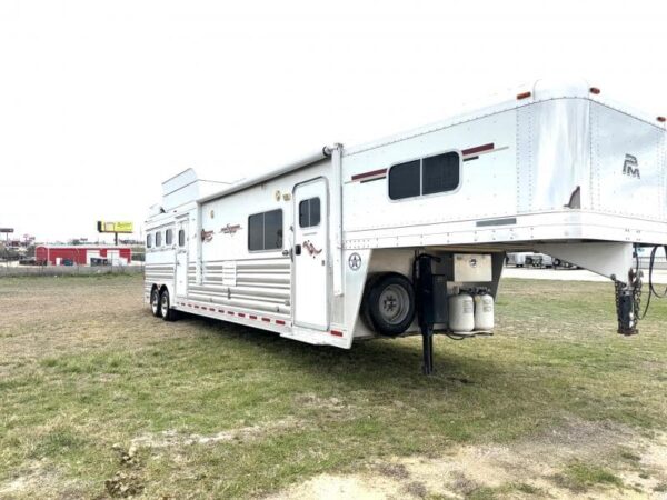 2011 Platinum Coach 4 Horse 15 SW Rear Load Horse Trailer - Image 3
