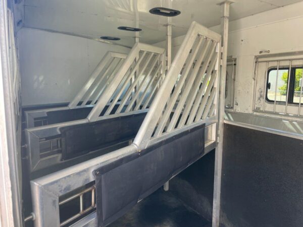 2015 Lakota Bighorn Edition 8414 4 Horse Trailer With Living Quarters “1 Slide” - Image 9