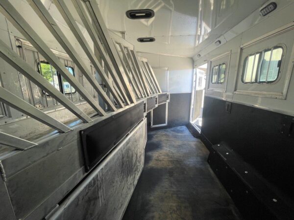 2015 Lakota Bighorn Edition 8414 4 Horse Trailer With Living Quarters “1 Slide” - Image 8