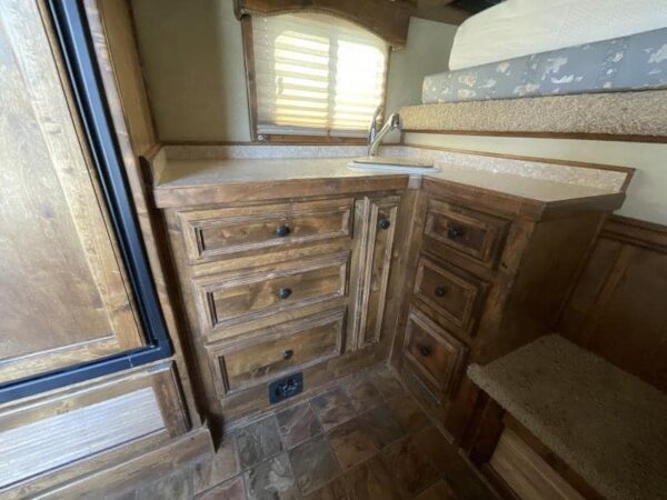 2008 4-Star Trailer 4 horse 12ft Outlaw LQ - Image 43