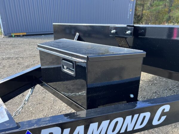 2024 Diamond C 8.5x20 7K Deckover Trailer w/Slide-In Ramps - Image 14