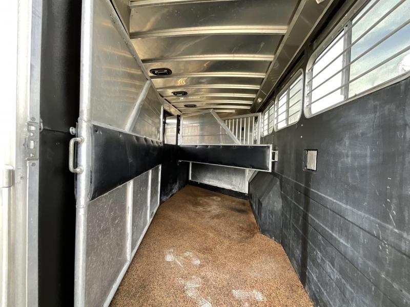 2014 Logan Coach RAZ4GNHDLQ 40' 4 horse Razor GN Horse Trailer**WITH WALK IN CLOSET** - Image 39